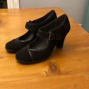 Aerosoles Heelrest Retro-stye pumps
